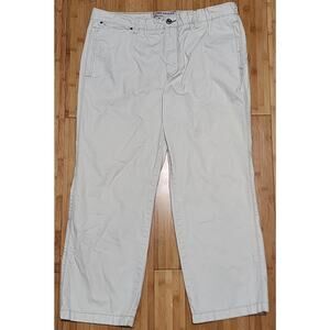 Tommy Bahama White Cotton Casual Dress Pants Denim Men’s 40x30 (measure 40x28)